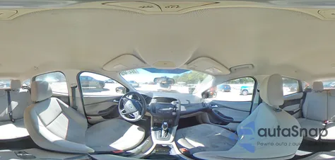 2016 Ford Focus Se z USA, uszkodzony, nr VIN 1FADP3K24GL273731